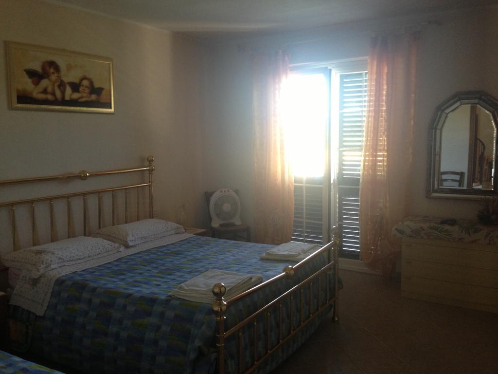 Villa Naclerio Sarzana Pokój zdjęcie